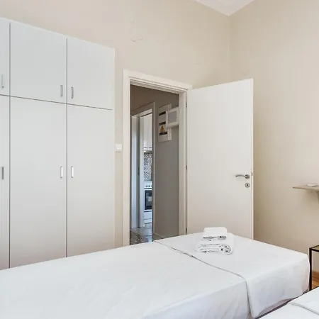 C.4 Red Rose #colony_central_apartment Saloniki